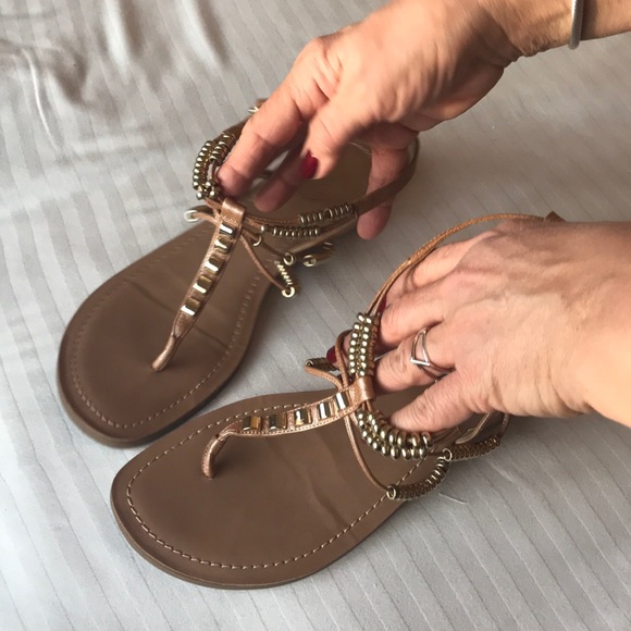 jessica simpson flat sandals